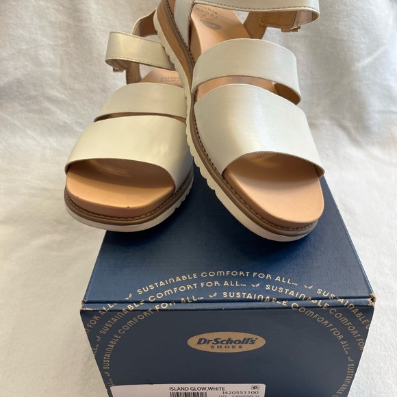 Dr Scholl’s white wedge sandle - Picture 4 of 12